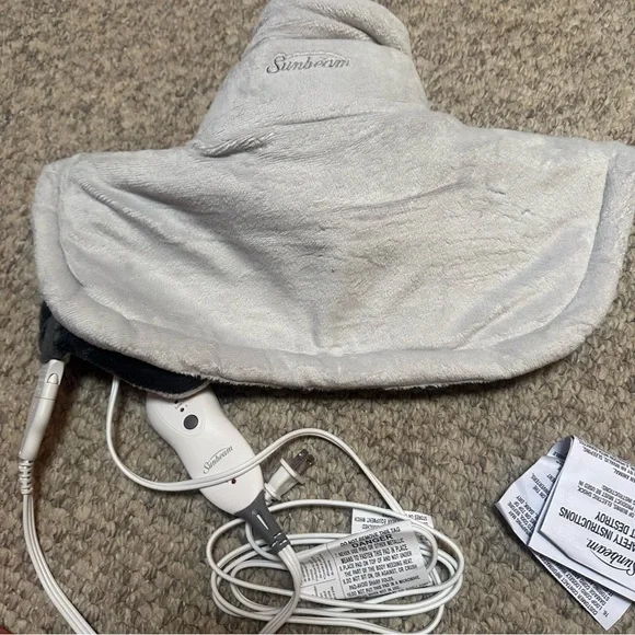 Sunbeam Neck Renue Heat Wrap - White - Picture 4 of 4